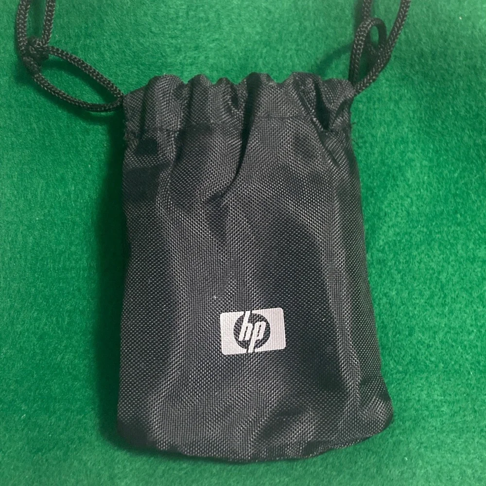 HP Sleek Black Wireless Mouse EY018AA Model MORFB1U0